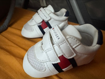 Tommy Hilfiger Shoes / Size 17